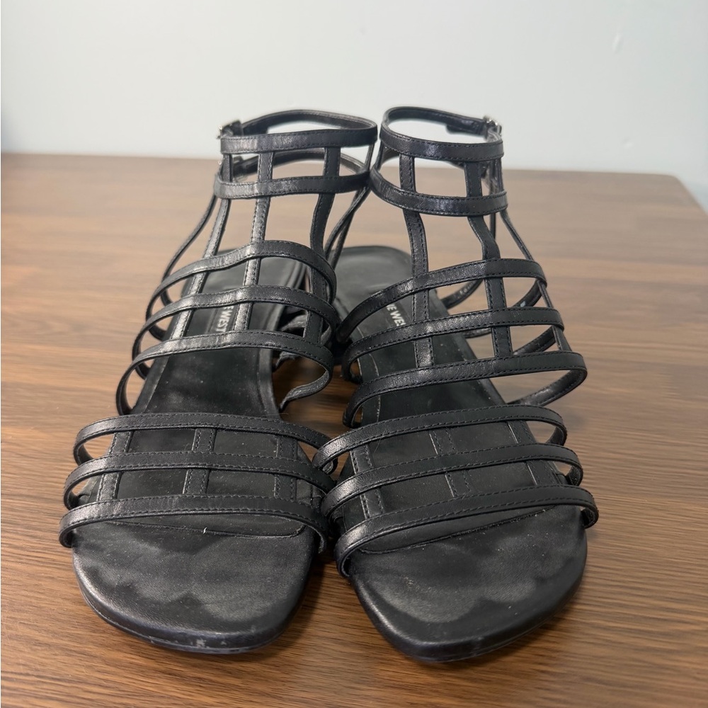 Nine West Black Strappy Leather Gladiator Sandals Sz 8 - Picture 5 of 8